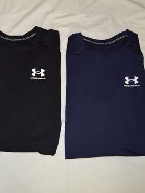 Under Armour Compression Heatgear tops L Lot of 2